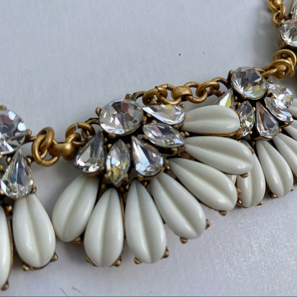 J Crew White Statement Necklace - Picture 3 of 6